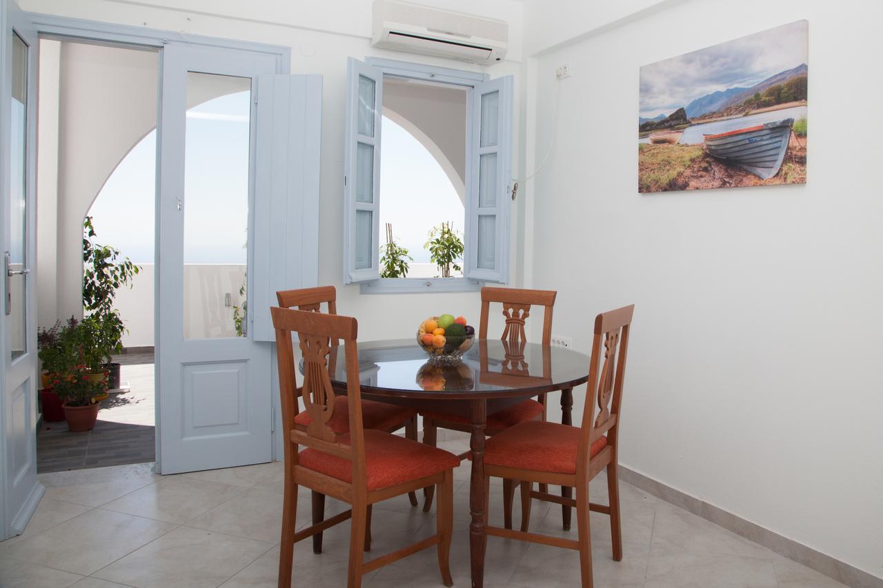 Luna Rossa Santorini 이메로비글리 외부 사진